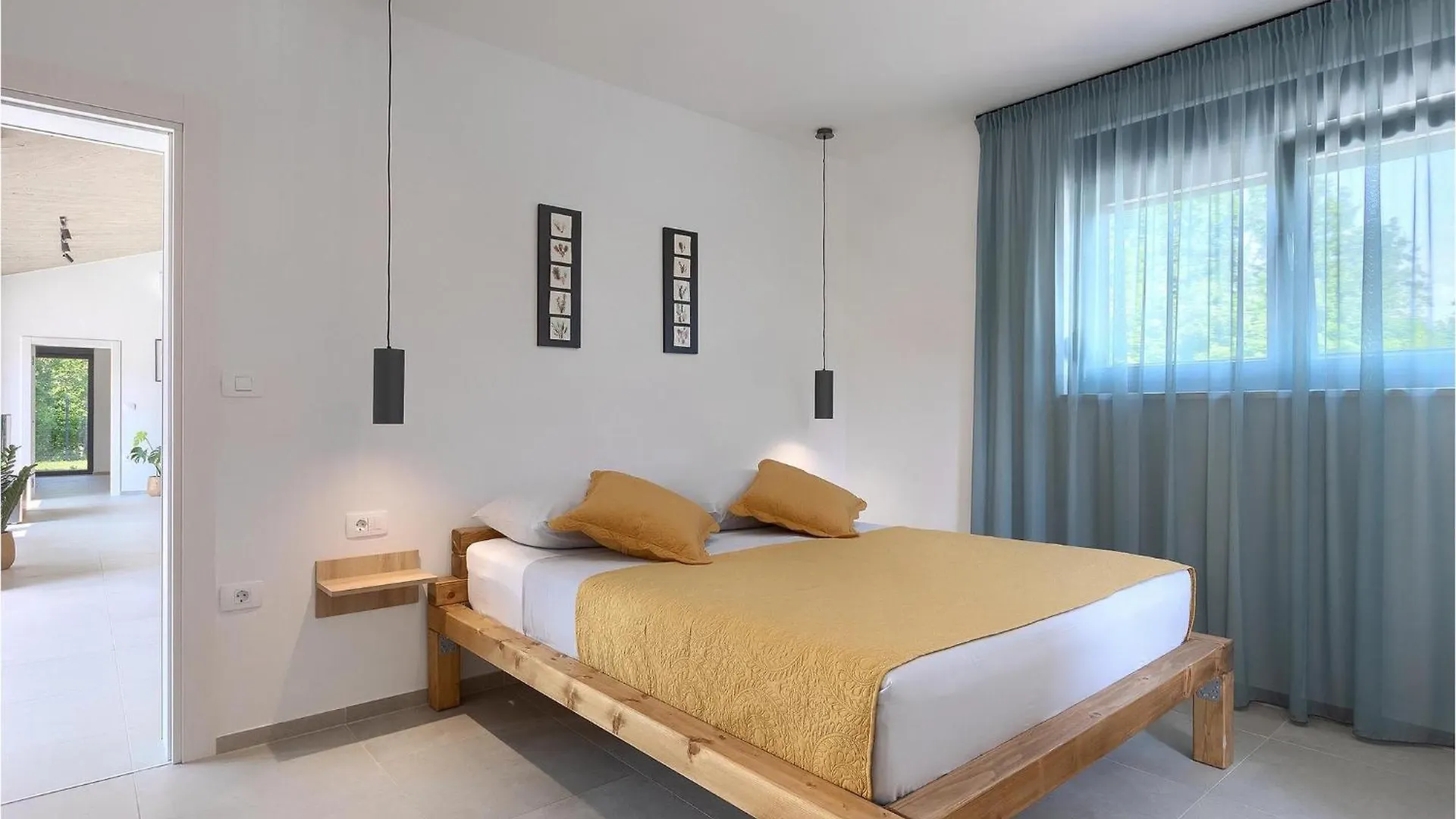 Holiday home Villa Bateli Zeliski